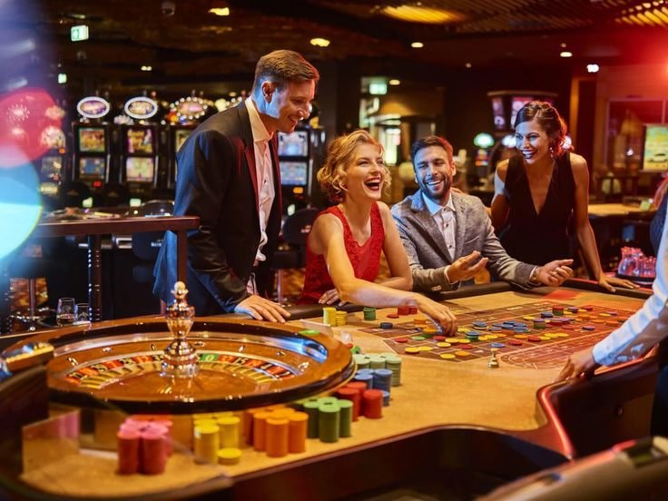 365 casino গেম লবিতে বিভিন্ন ধরনের অনলাইন গেম একসাথে দেখানো হচ্ছে